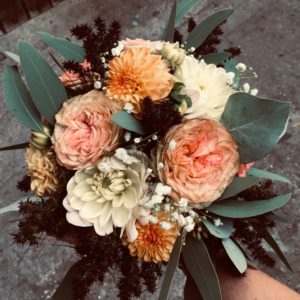 bloemen roels bruidsboeket