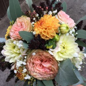 bloemen roels bruidsboeket