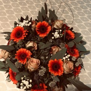 bloemen roels urnekrans